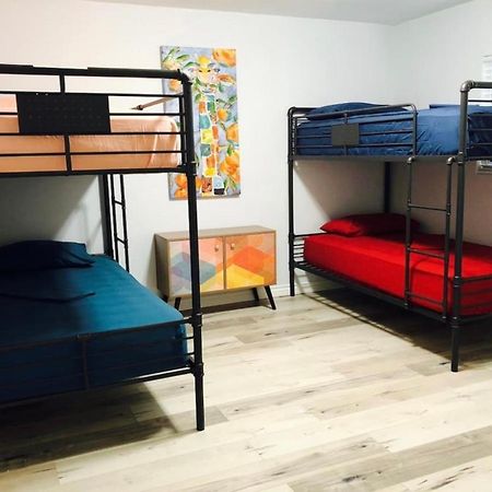 Great West La Ucla Santa Monica Hostel ลอสแอนเจลิส ภายนอก รูปภาพ